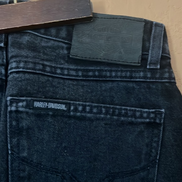 Really cool vintage Harley Davidson jeans - Picture 4 of 8